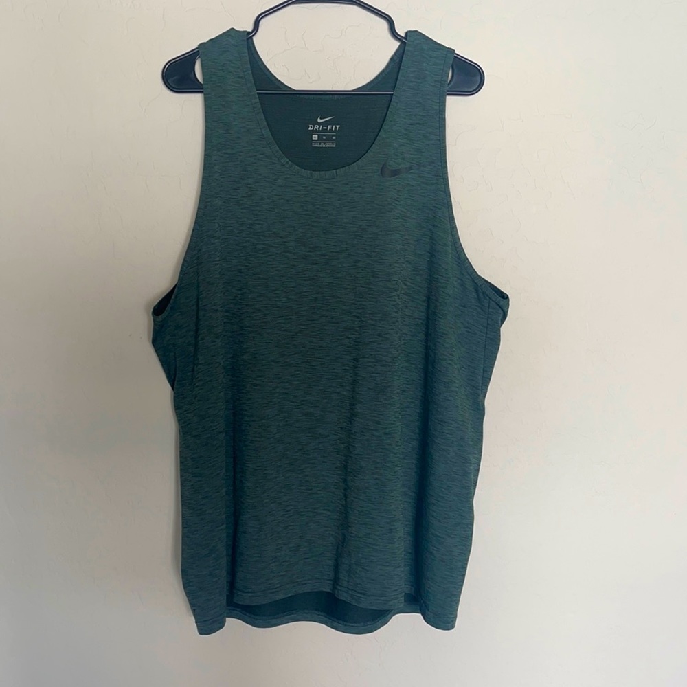 Nike dry fit tank top